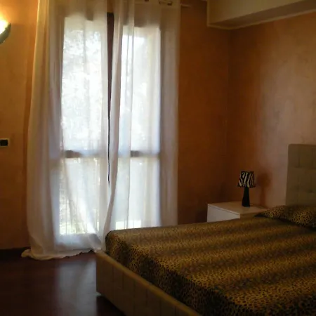 Cinzia *